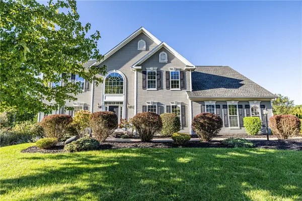7942 Shire Lane, Victor, NY 14564