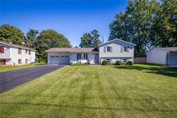 69 Cedarhurst Drive, West Henrietta, NY 14586