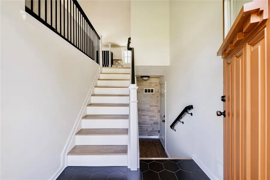 66 Reddick Ln, Rochester, NY 14624 - #3