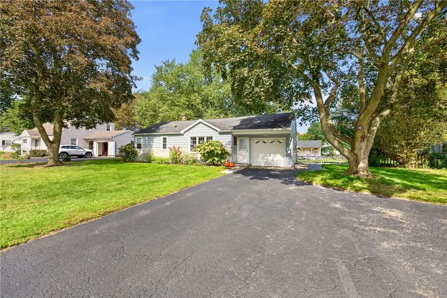 278 Beechwood Crescent, Webster, NY 14580 - #2