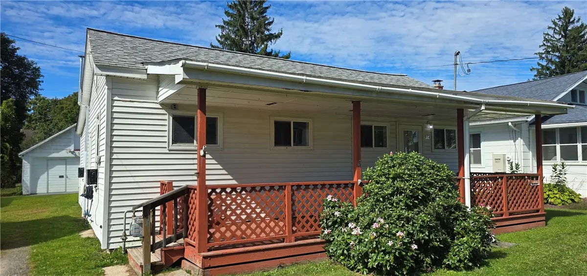 914 Spruce Street, Elmira, NY 14904 - #1