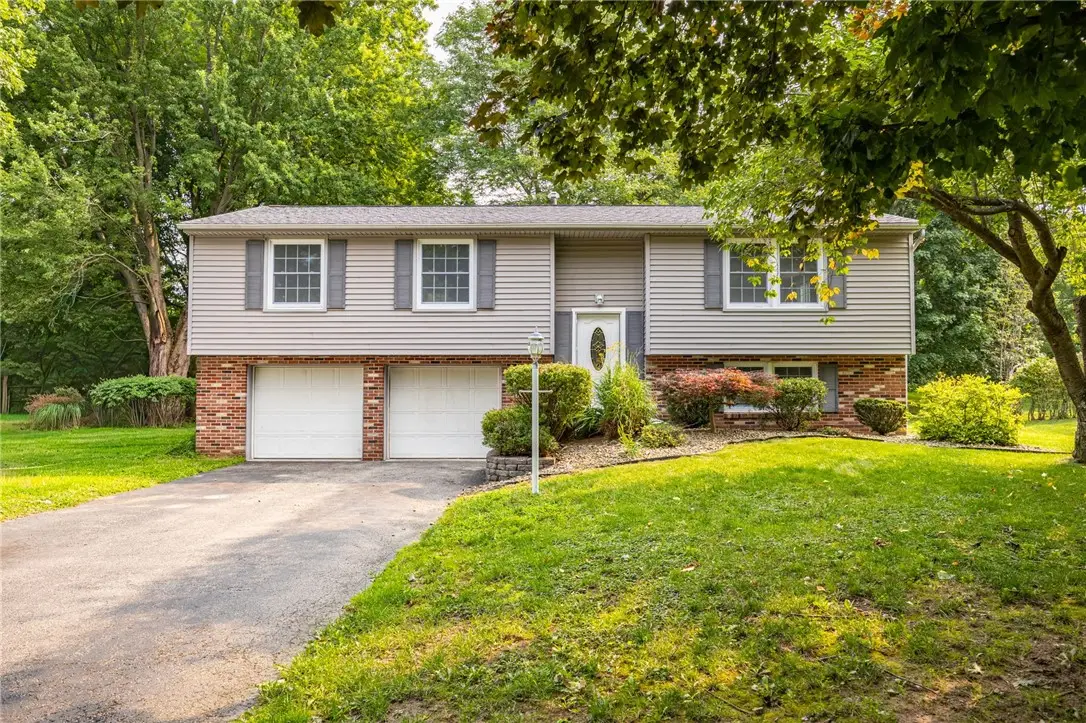 24 Carriage Court, Pittsford, NY 14534 - #1