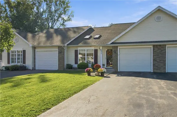 221 Rayfield Circle, Webster, NY 14580