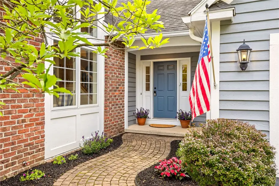 31 Rock Creek, Pittsford, NY 14534 - #2