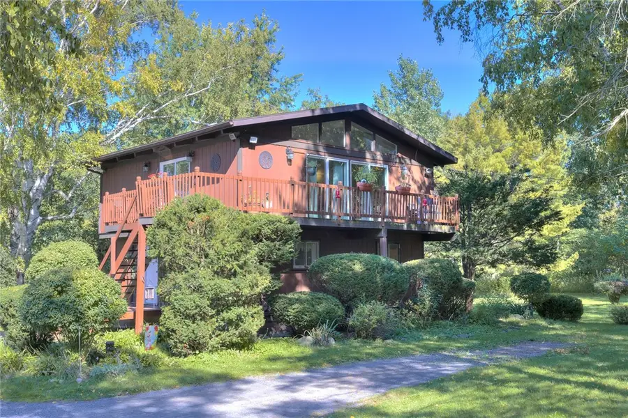 5770 Smith Road, Canandaigua, NY 14424 - #3