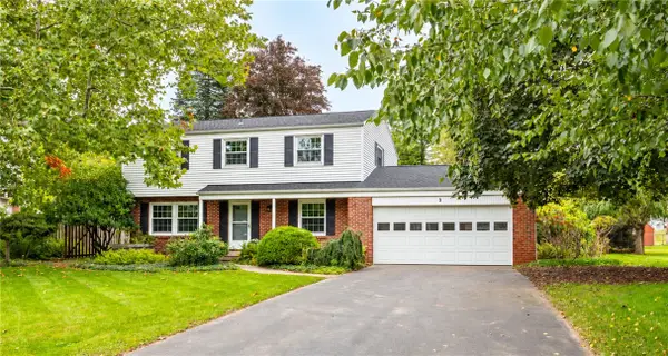 9 Musket Lane, Pittsford, NY 14534