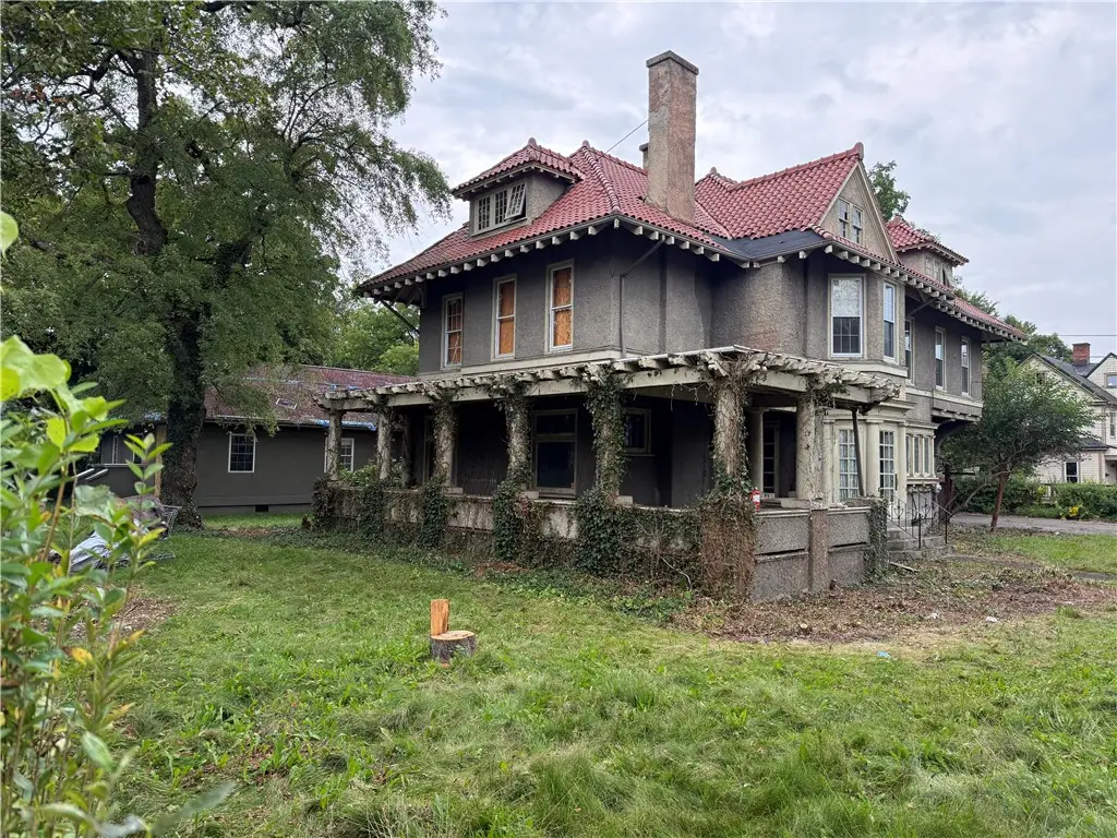301 Grove Street, Elmira, NY 14905 - #1