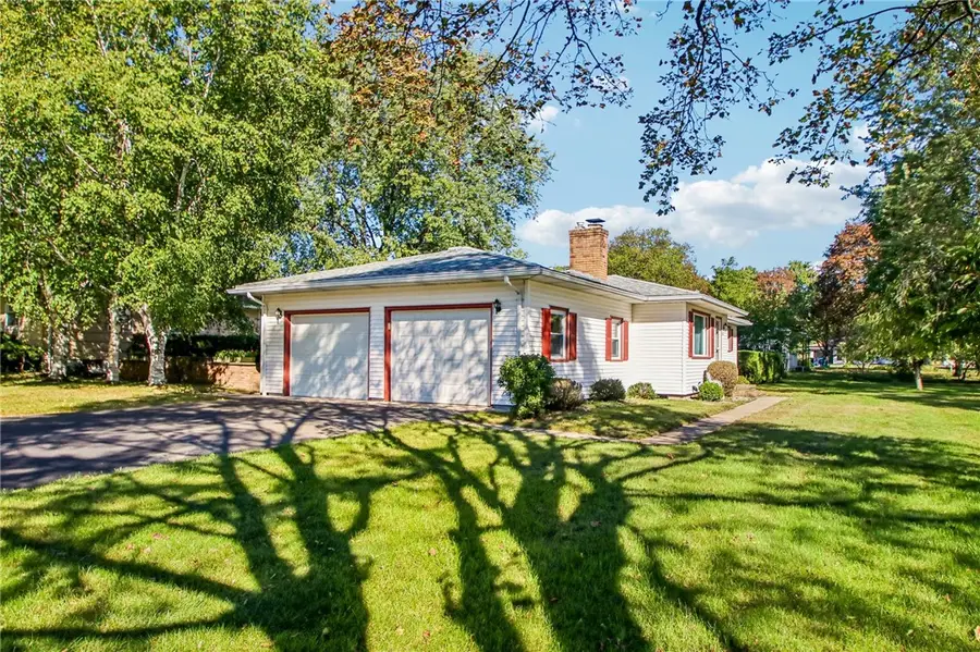 110 Boxwood Drive, Rochester, NY 14617 - #2