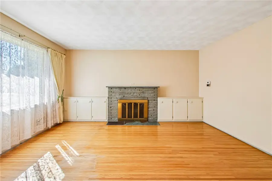 110 Boxwood Drive, Rochester, NY 14617 - #3