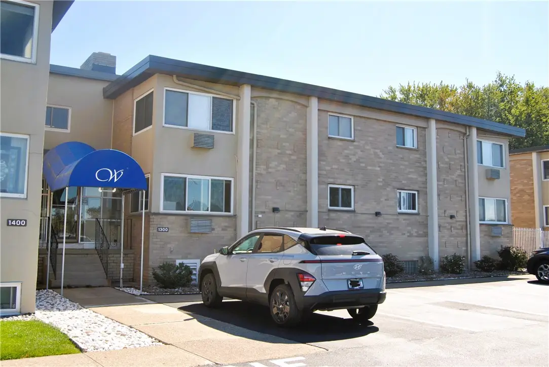 1301 Westage At The Harbor Drive, Rochester, NY 14617 - #1