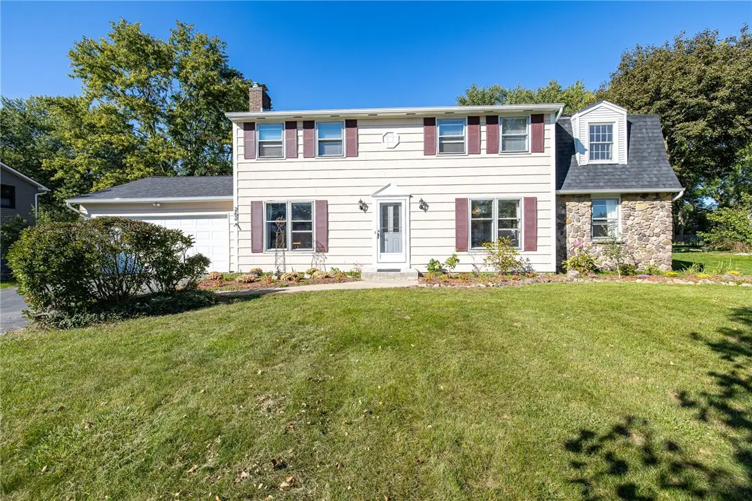 262 Hillary Lane, Penfield, NY 14526 - #1