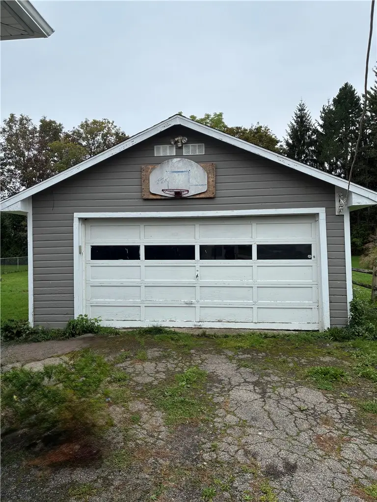 18 E Union Street, Holley, NY 14470 - #2