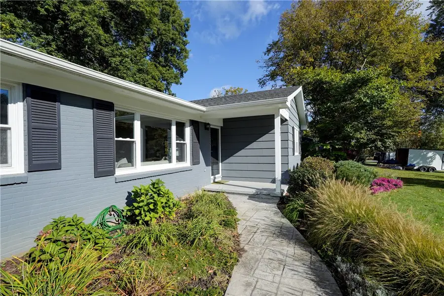 33 Stony Brook Lane, Fairport, NY 14450 - #3
