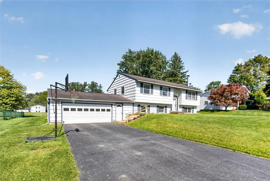 38 Kathy Drive, Pittsford, NY 14534 - #3