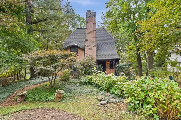 1041 Highland Avenue, Rochester, NY 14620