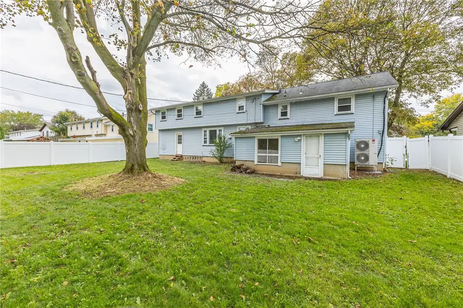 652 Elmgrove Road, Rochester, NY 14606 - #2