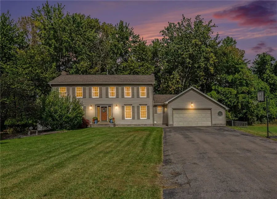 619 Galbro Circle, Webster, NY 14580 - #2