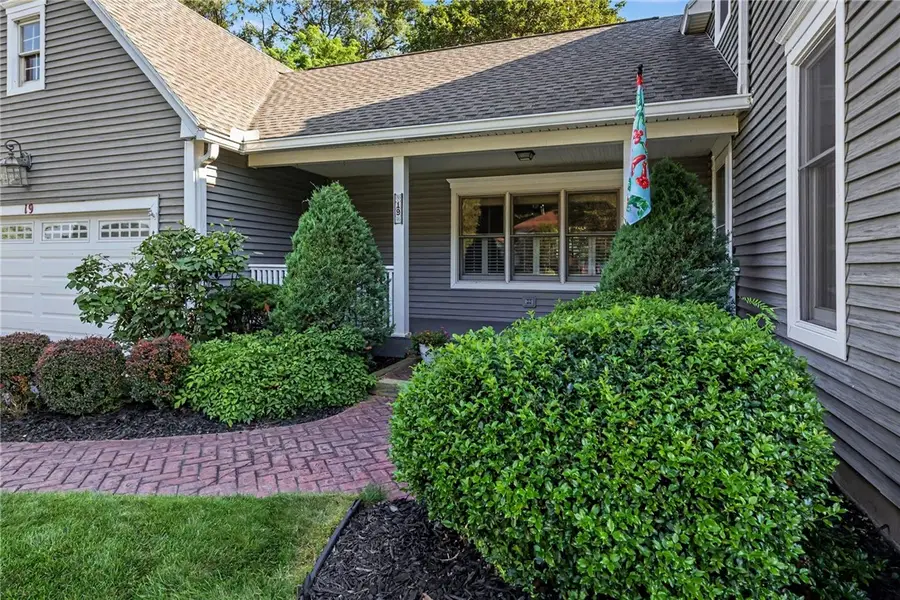 19 Thoroughbred Trail, Penfield, NY 14526 - #3