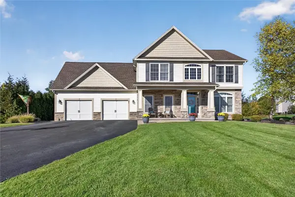 31 Forest Creek Drive, Spencerport, NY 14559