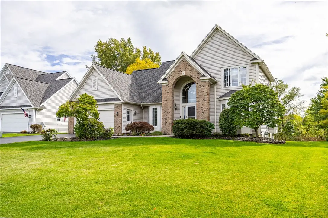 31 Captiva Crossing, Fairport, NY 14450 - #1