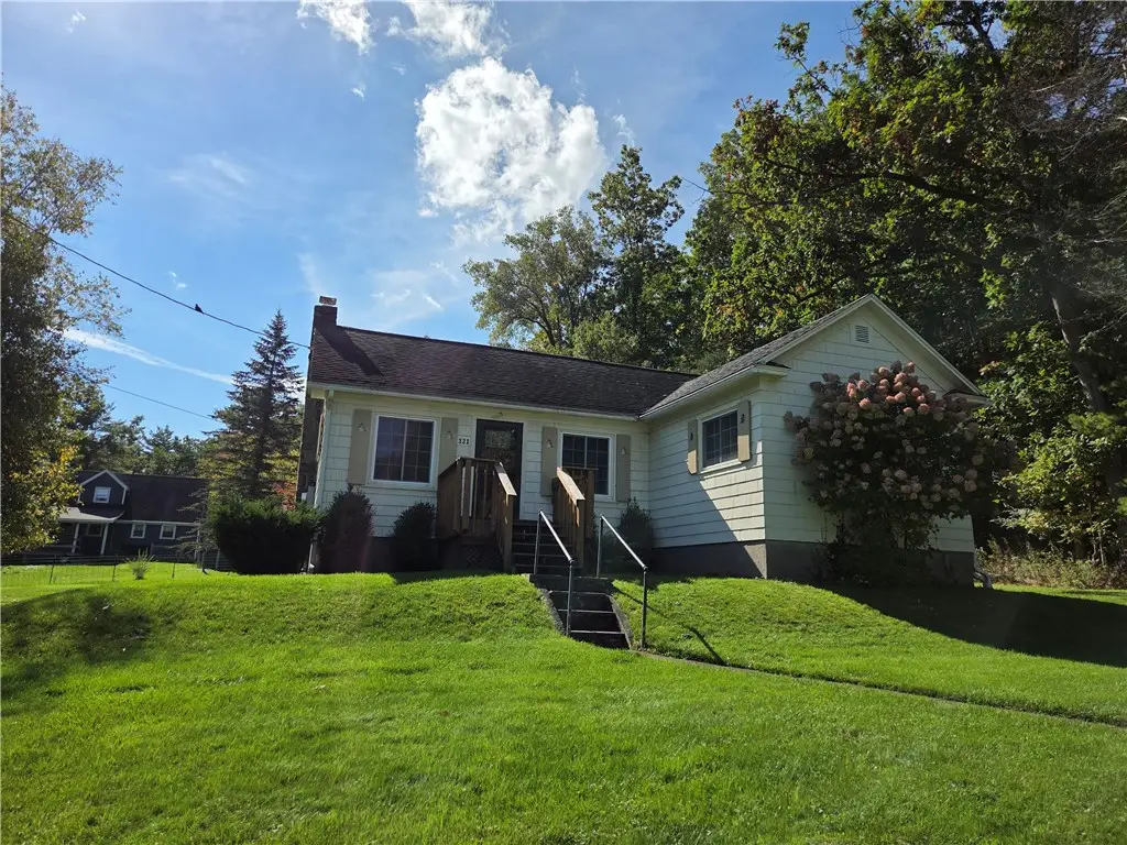 321 W 19th Street, Elmira, NY 14903 - #1