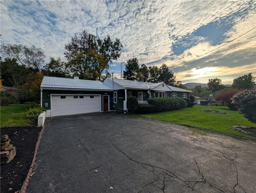 38 Mckune Avenue, Foster Brook, PA 16701 - #2