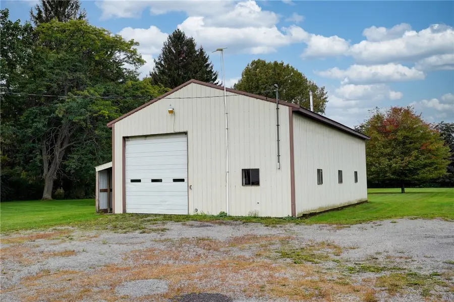 2036 Oak Orchard Rd, Albion, NY 14411 - #2