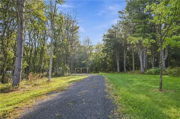 3853 Skyline Drive, Keuka Park, NY 14478