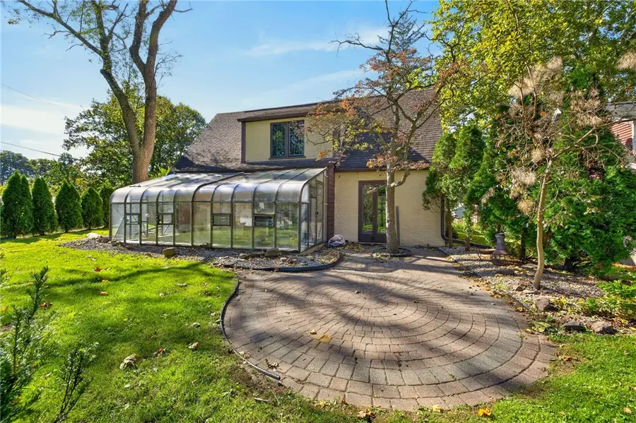 956 S Lincoln Road, East Rochester, NY 14445 - #3