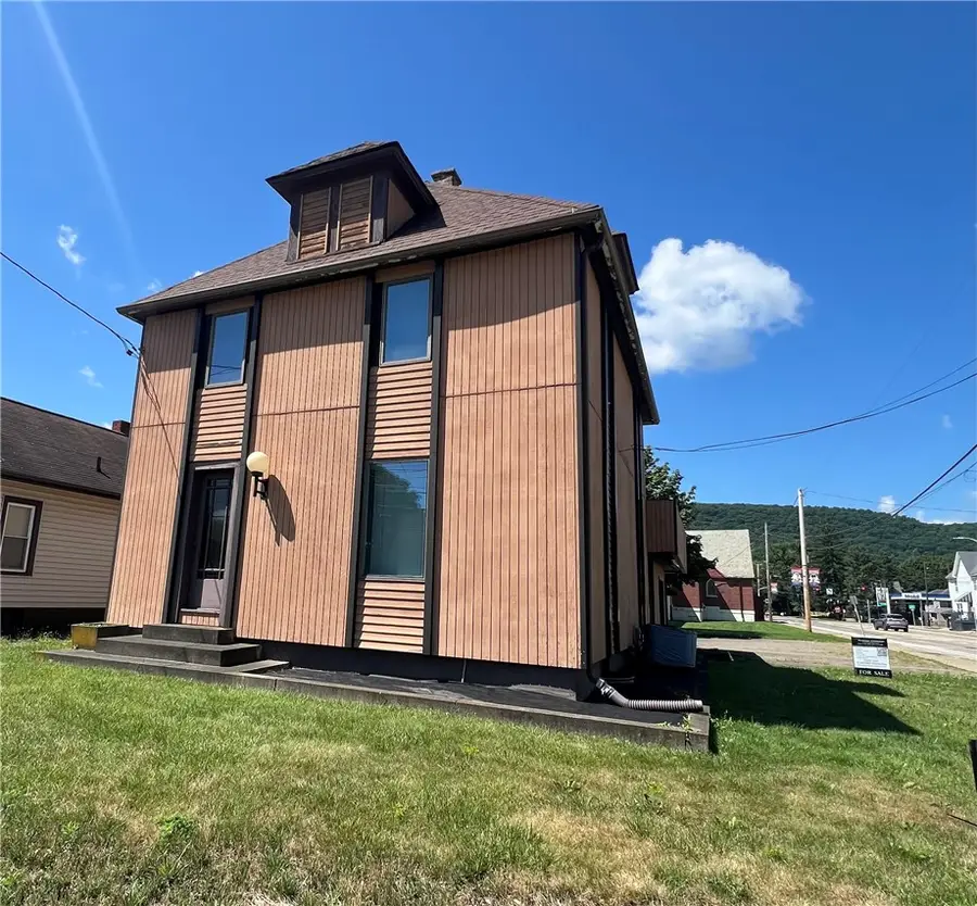 2147 College Avenue, Elmira, NY 14903 - #2