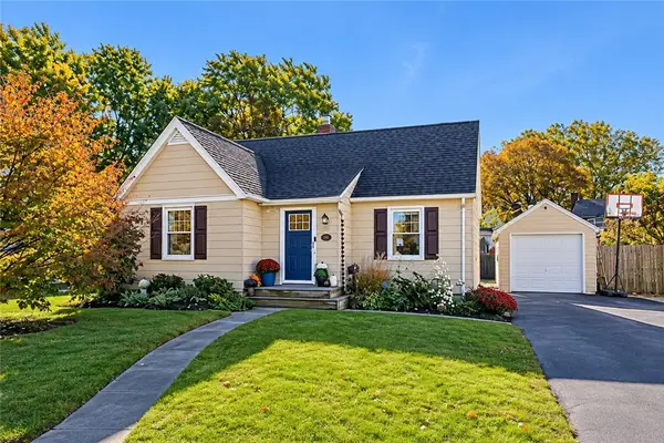 57 Sandymount Drive, Rochester, NY 14617