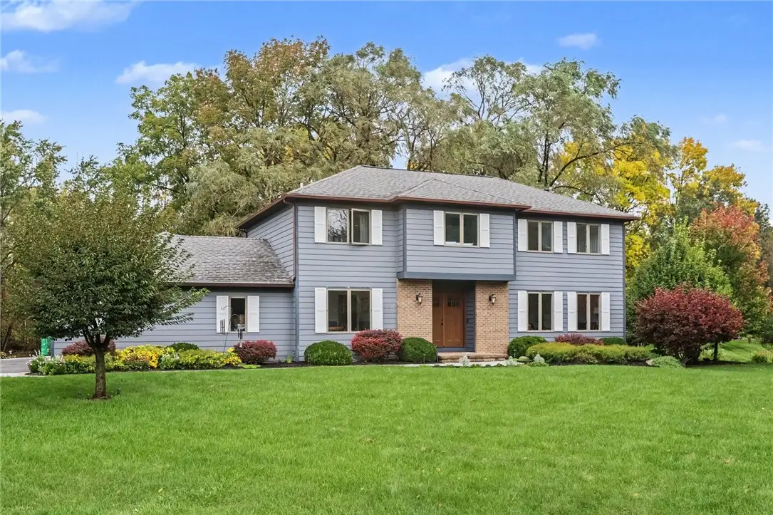 7668 Creekwood Lane, Victor, NY 14564 - #1