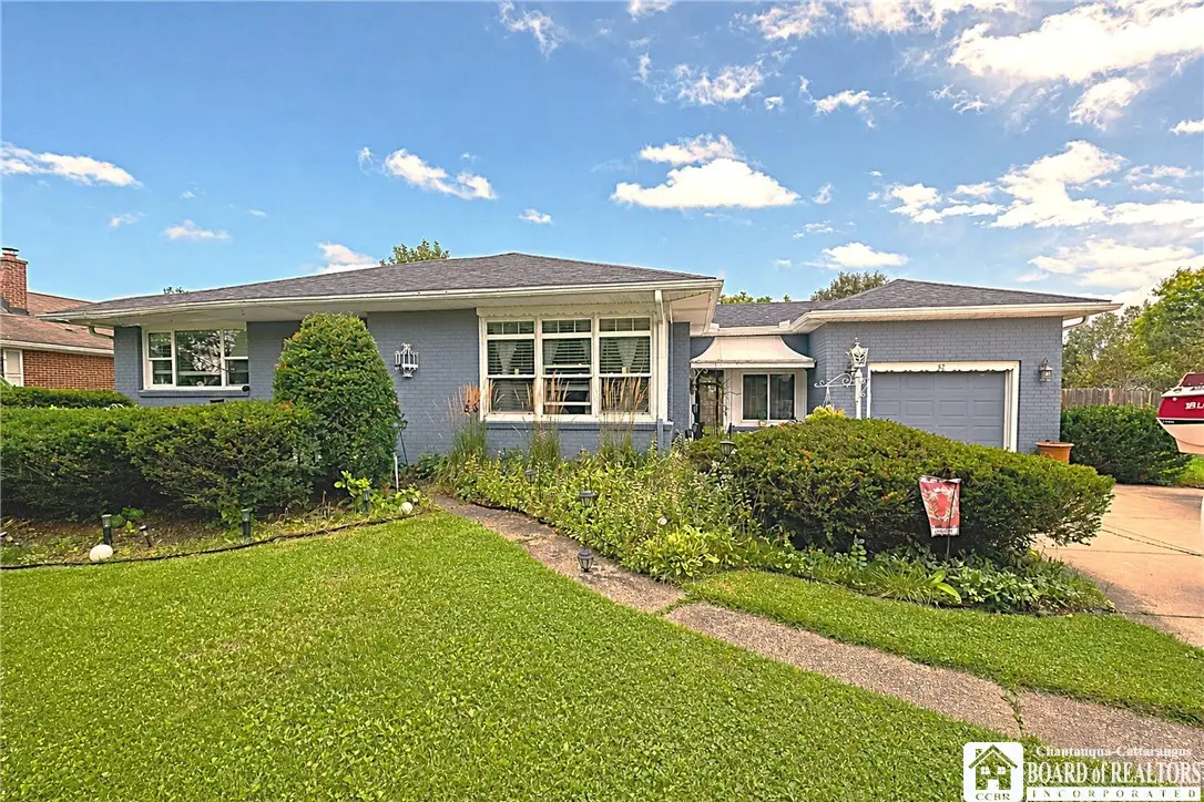 62 Raymond Avenue, Buffalo, NY 14227 - #1