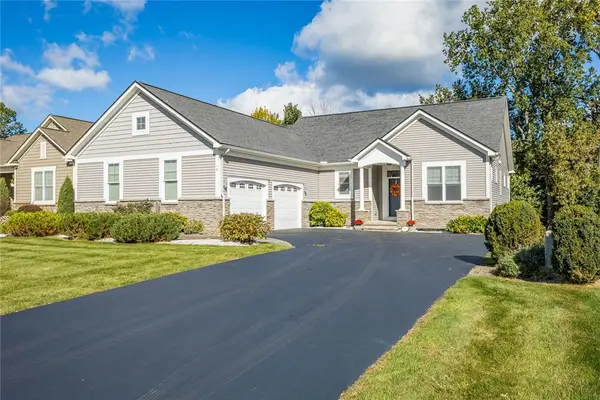 12 Colten Court, Webster, NY 14580