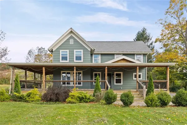 11560 Maple Ave, Naples, NY 14512