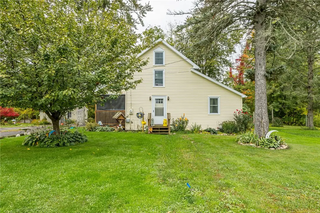4854 Wabash Rd, Geneva, NY 14456 - #1