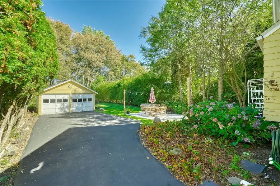 116 Greenaway Road, Rochester, NY 14610 - #2