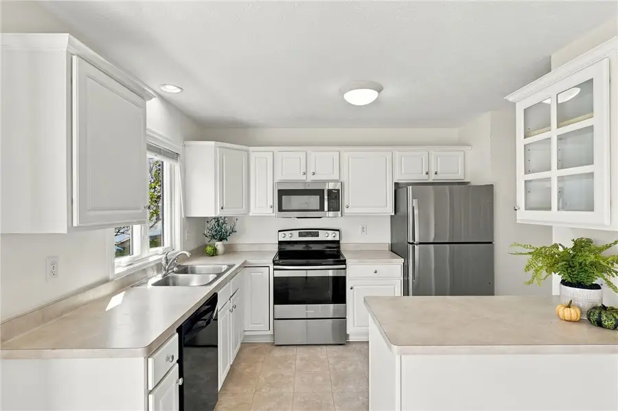 10 Stothard Dr Drive, Hilton, NY 14468 - #3