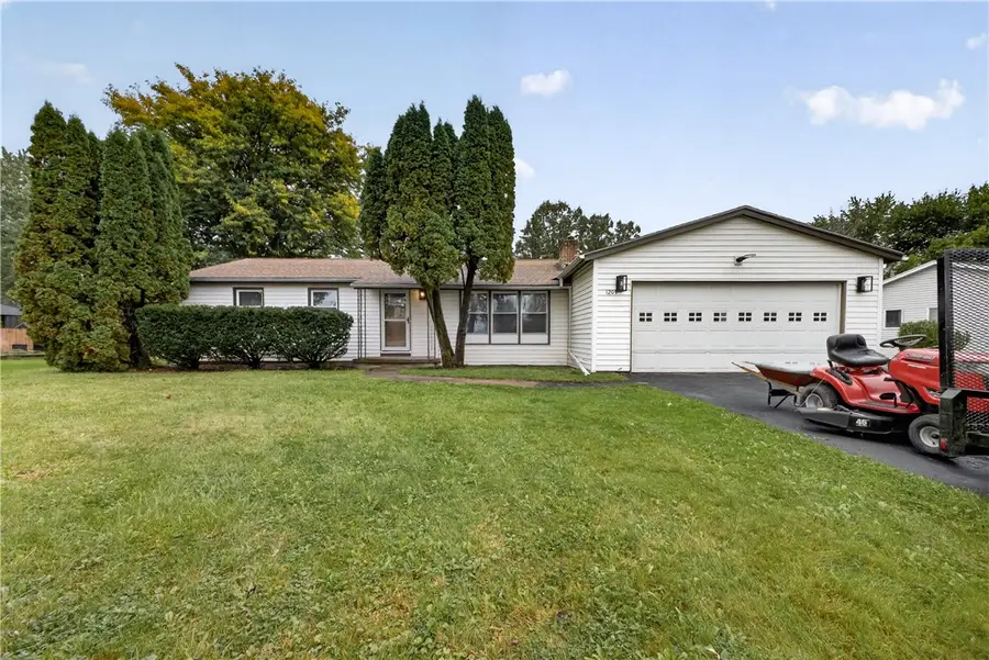 1209 Hinchey Road, Rochester, NY 14624 - #3