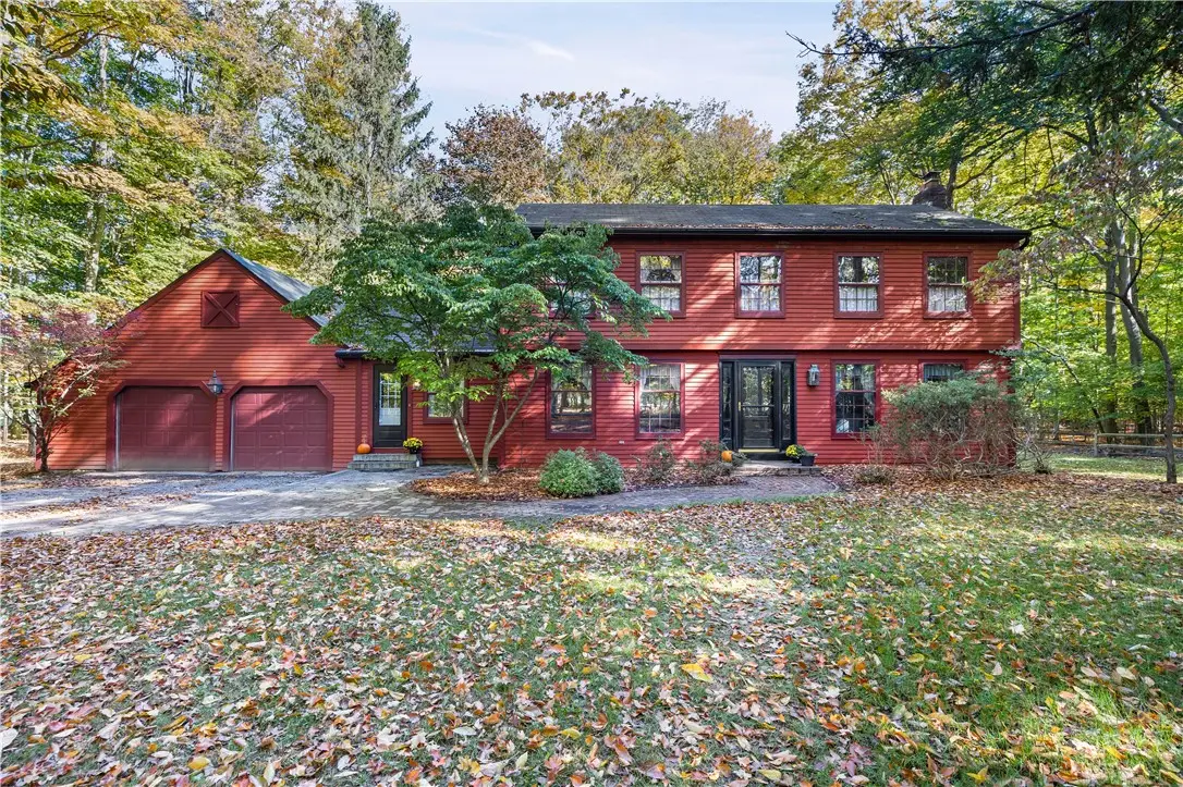 562 W Bloomfield Road, Pittsford, NY 14534 - #1