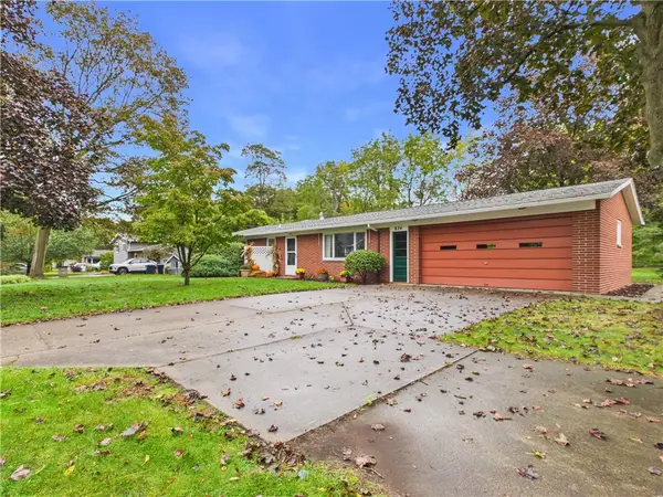 874 Dewitt Road, Webster, NY 14580