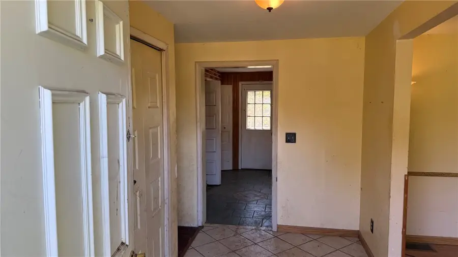 6430 Rounds Road, Newfane, NY 14108 - #2