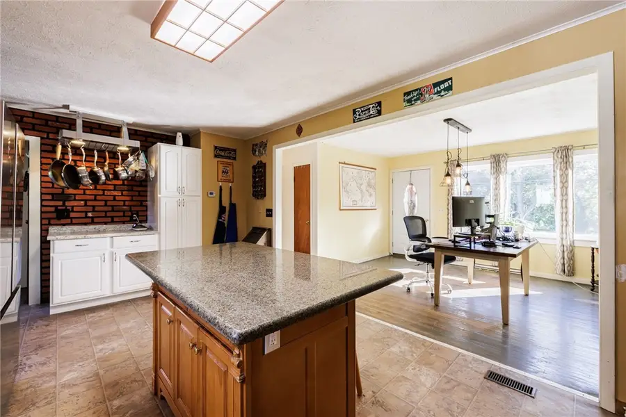 5681 Stuart Avenue, Newark, NY 14513 - #3