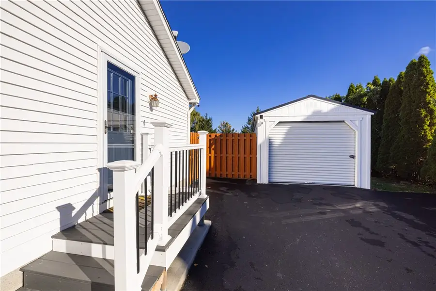 6128 N Bloomfield Road, Canandaigua, NY 14424 - #3