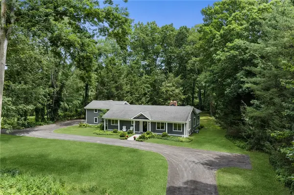 157 Crescent Hill Road, Pittsford, NY 14534