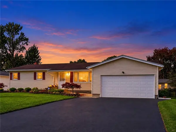54 Shadywood Drive, Rochester, NY 14606