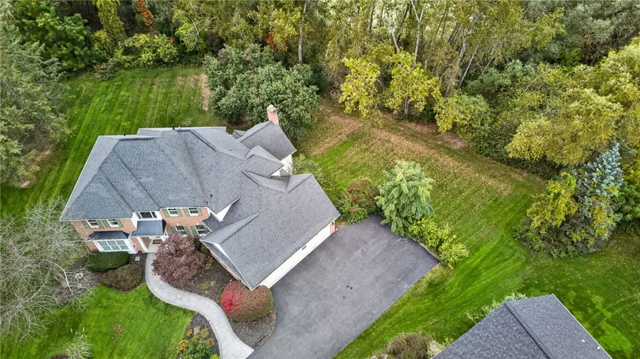 17 Crownwood Circle, Pittsford, NY 14534 - #3
