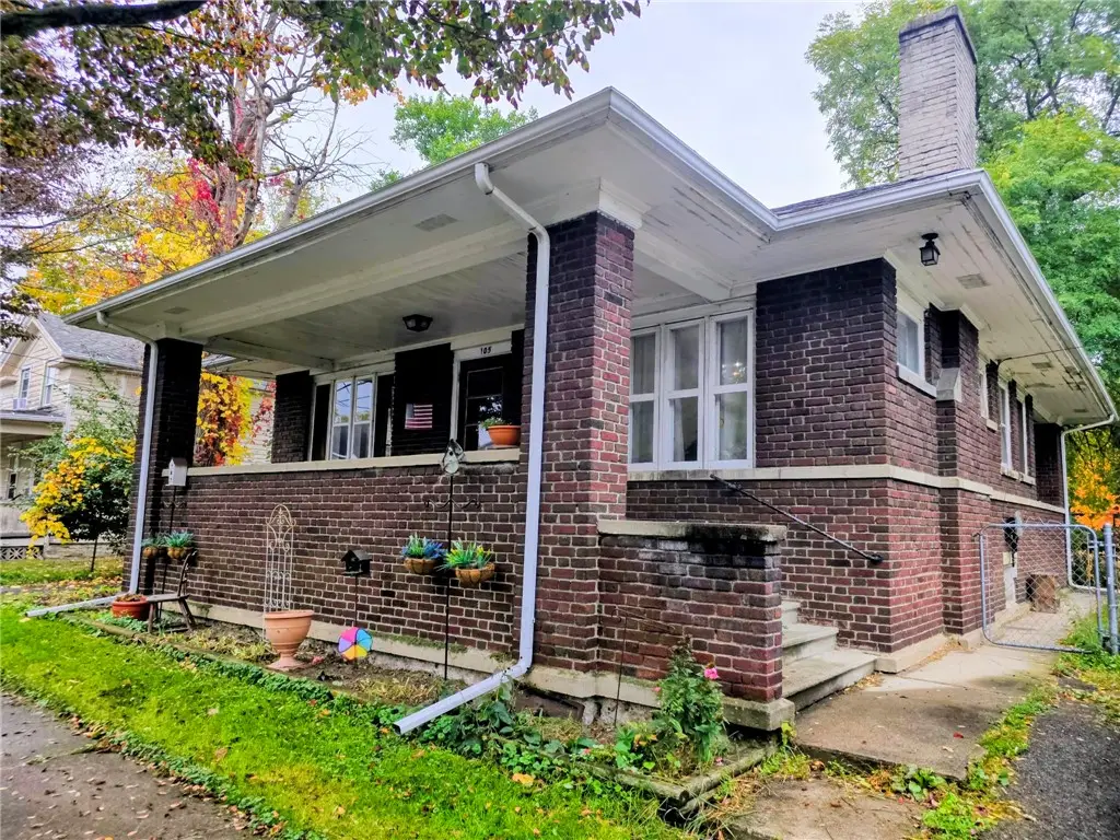 105 Howell Street, Bath, NY 14810 - #1