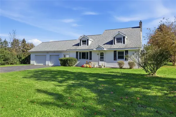 3366 Ontario Center Road, Walworth, NY 14568