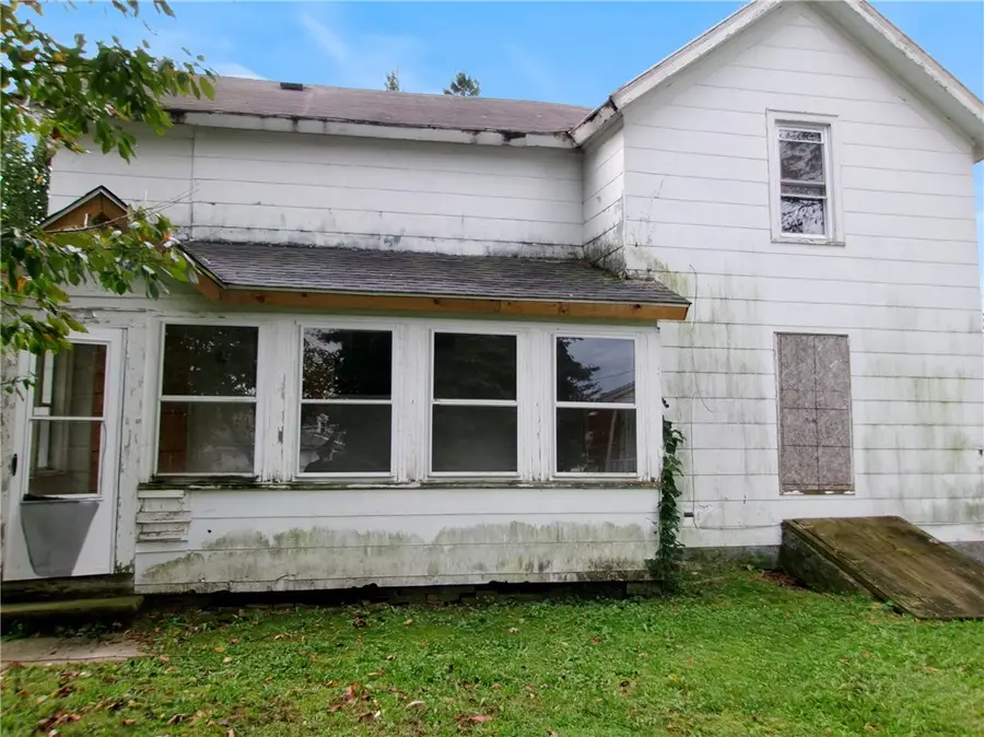 20 Clarendon Street, Albion, NY 14411 - #2